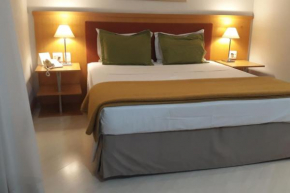 Flat com Sacada - Região Ibirapuera próximo vários Hospitais e UNIFESP